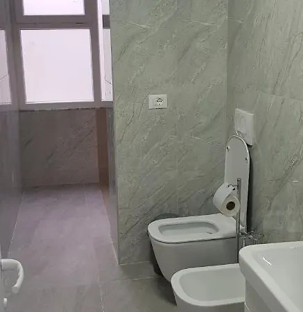 Ersa's Lovely Flat-2 Bedroom Tirana